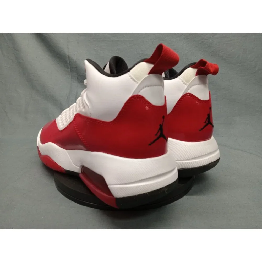 Nike Jordan Maxin 200 (GS) Boys Sneakers White Red Size 6 NEW NO BOX! - Picture 9 of 11